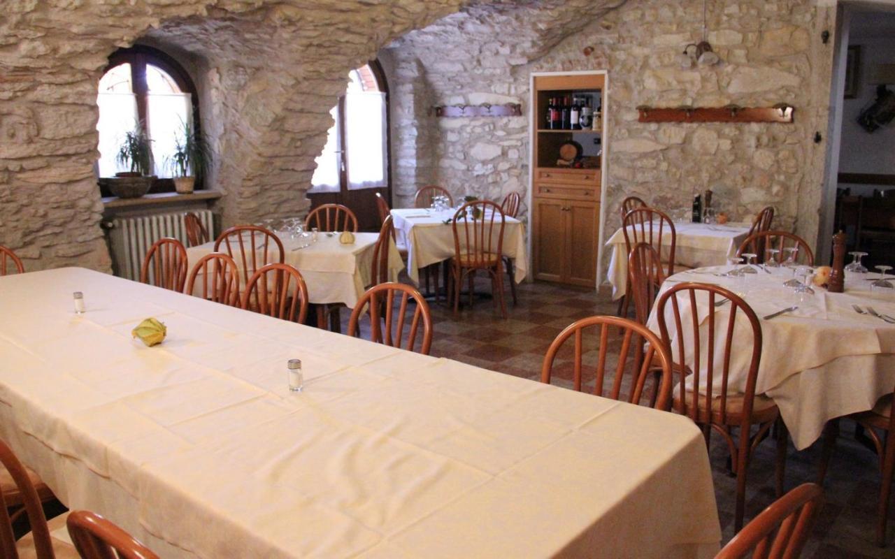 Albergo Speranza Spiazzi Di Monte Baldo Spiazzi Di Caprino Luaran gambar